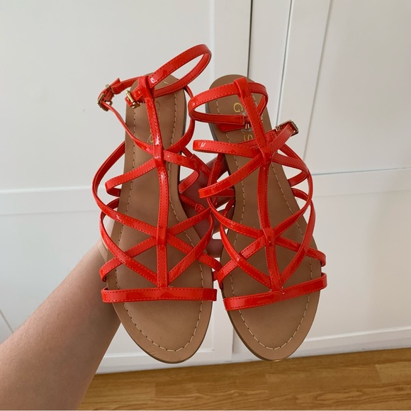 Guess Orange Gladiator Crisscross Strapy Sandals Size 9 - Picture 2 of 7